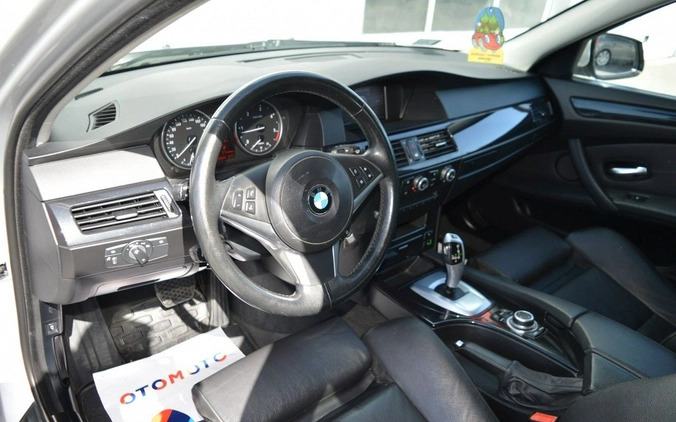 BMW Seria 5 cena 24900 przebieg: 254000, rok produkcji 2010 z Hrubieszów małe 667